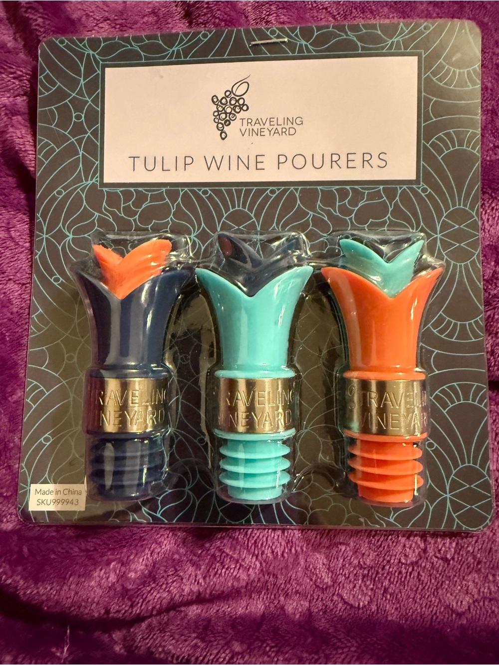 Traveling Vineyard Tulip Wine Pourers Stoppers Silicone Set of 3